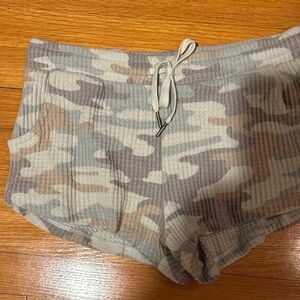 Z supply Camouflage Women's Shorts